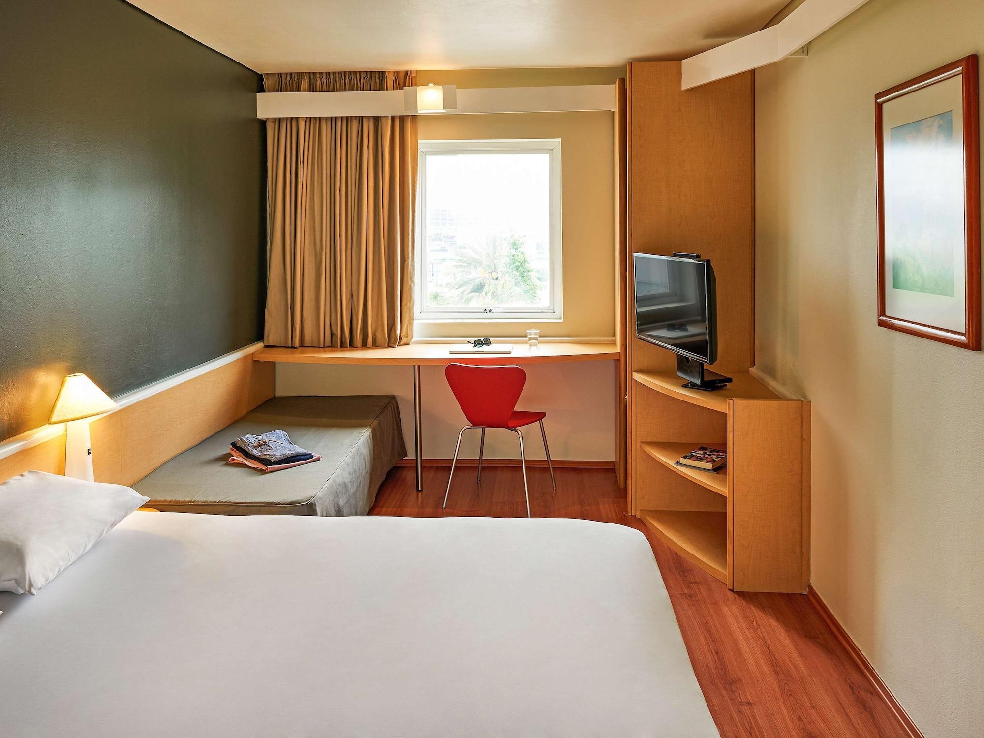 Ibis Monterrey Valle San Pedro Garza Garcia Kültér fotó