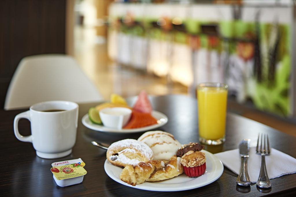 Ibis Monterrey Valle San Pedro Garza Garcia Kültér fotó