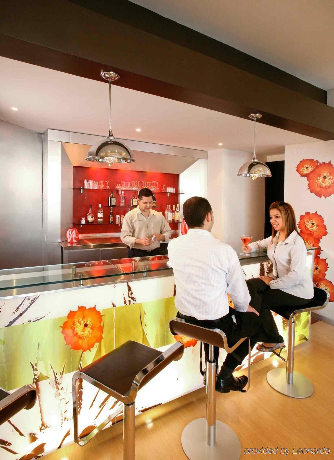 Ibis Monterrey Valle San Pedro Garza Garcia Kültér fotó